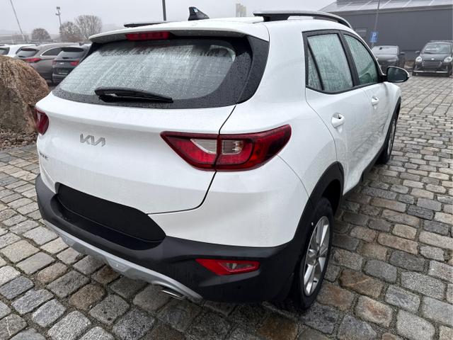 Kia / Stonic / Wei&szlig; / / / , Beispielbilder, ggf. teilweise mit Sonderausstattung