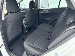 Kia Sportage Urban 1.6 T-GDI 150 PS 6 Gang-NEUES MODELL-Navi 12,3 Zoll-Rückfahrkamera-AppleCarPlay-AndroidAuto-Klimaautomatik-SHZ-LED-17''Alu-Sofort 