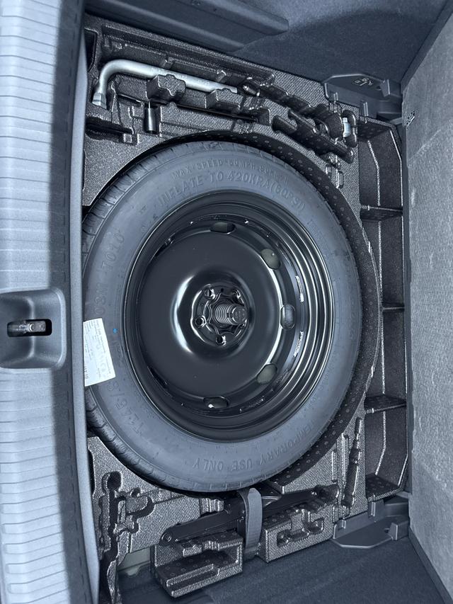 Cupra / Terramar / Grau / / / 