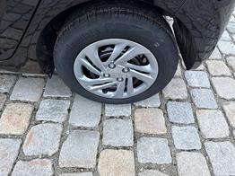 Hyundai i10 Last Edition 1.0 63 PS-Navi-Tempomat-Klima-Sofort 