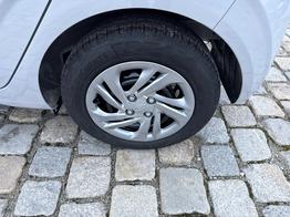 Hyundai i10 Last Edition 1.0 63 PS-Navi-Tempomat-Klima-Sofort 