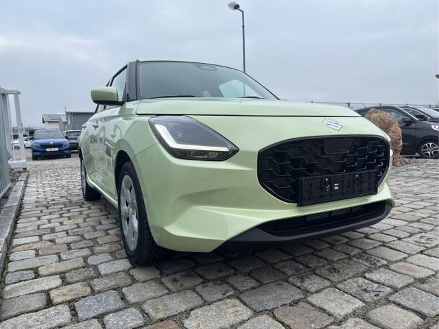 Suzuki / Swift / Gelb / / / 