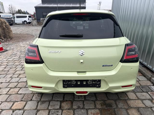 Suzuki / Swift / Gelb / / / 