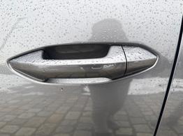 Skoda Kodiaq Selection 2,0 TDI 4x4 193 PS DSG-4 Jahre Garantie-beheizte Frontscheibe-Navi-Sofort 