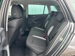 Skoda Kamiq Selection 1.0 TSI 116 PS DSG 4-Jahre-Garantie--Kessy-16" Alu-2-Zonen-Climatronic-Tempomat-MatrixLED-AppleCarPlay-AndroidAuto-R&uuml;ckfahrkamera-2xPDC-Sofort 