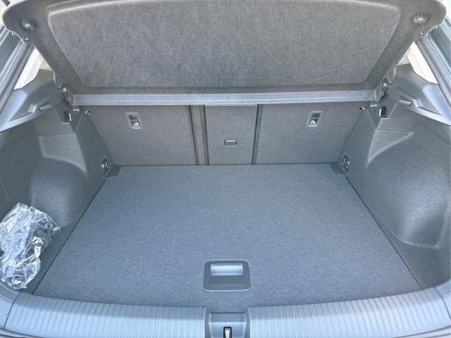 Volkswagen / T-Roc / Grau / / / , Beispielbilder, ggf. teilweise mit Sonderausstattung