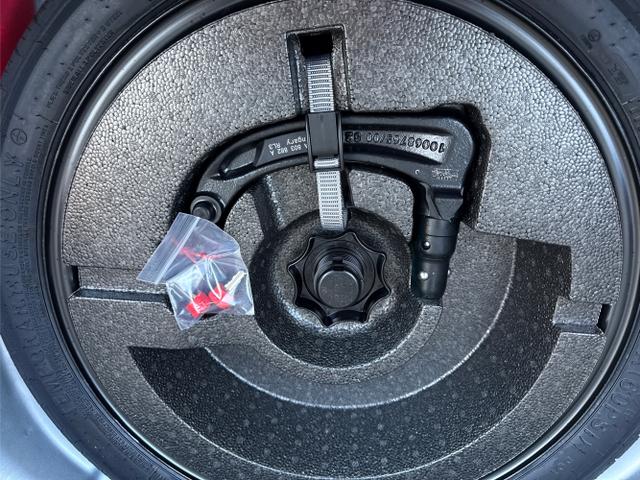 Volkswagen / T-Roc / Silber / / / , Beispielbilder, ggf. teilweise mit Sonderausstattung