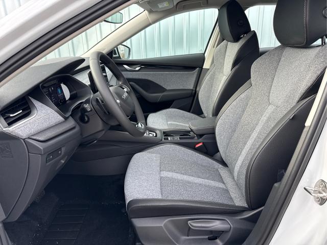 Skoda / Octavia Combi / Wei&szlig; / / / , Beispielbilder