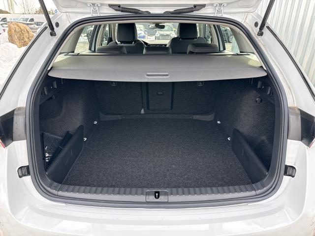 Skoda / Octavia Combi / Wei&szlig; / / / , Beispielbilder