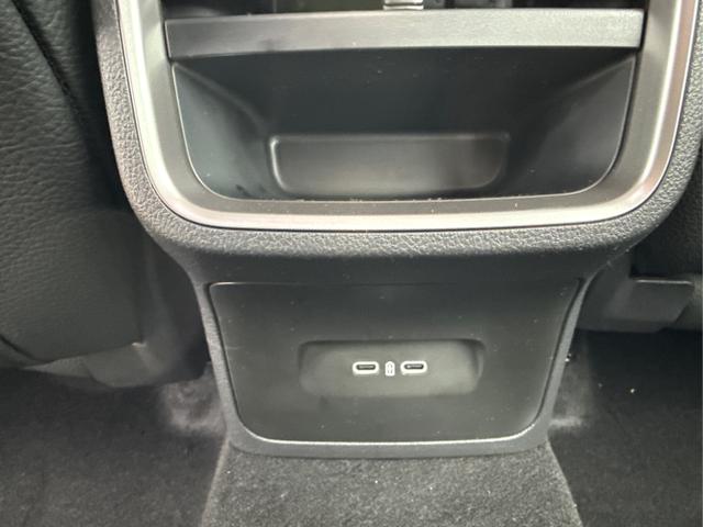 Skoda / Octavia Combi / Wei&szlig; / / / , Beispielbilder