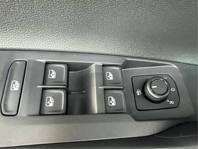 Volkswagen / POLO / Wei&szlig; / / / 