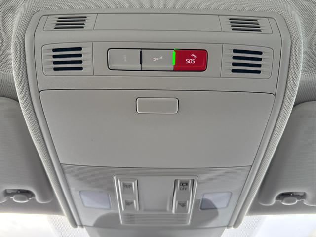 Volkswagen / POLO / Wei&szlig; / / / 