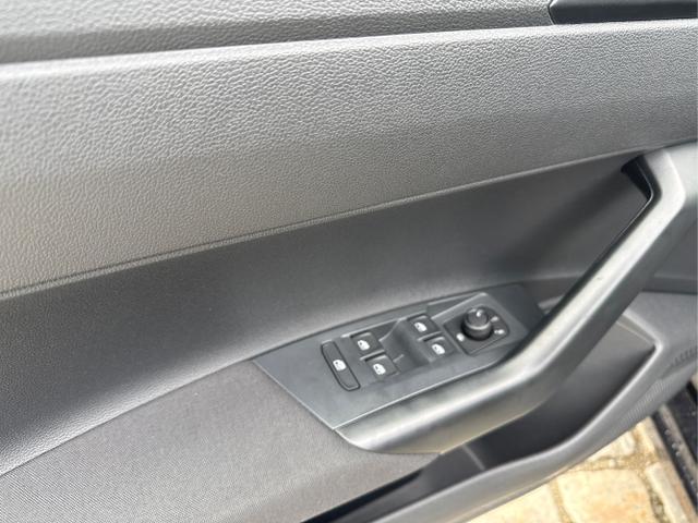 Volkswagen / POLO / Schwarz / / / , Beispielbilder, ggf. teilweise mit Sonderausstattung