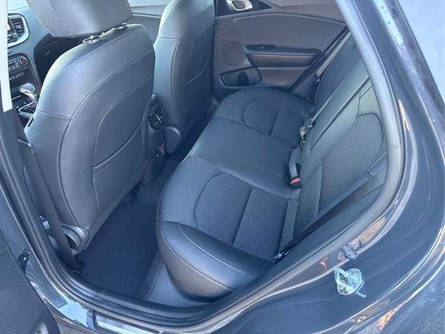 Kia / XCeed / Grau / / / , Beispielbilder, ggf. teilweise mit Sonderausstattung