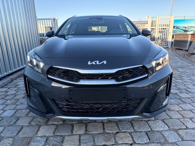 Kia / XCeed / Grau / / / , Beispielbilder, ggf. teilweise mit Sonderausstattung