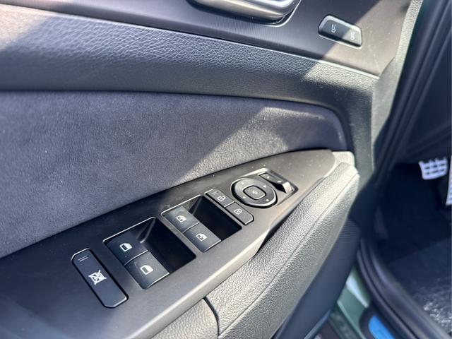 Kia / Sportage / Gr&uuml;n / / / , Beispielbilder, ggf. teilweise mit Sonderausstattung