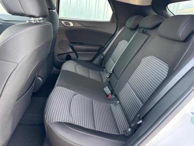 Kia / XCeed / Wei&szlig; / / / , Beispielbilder