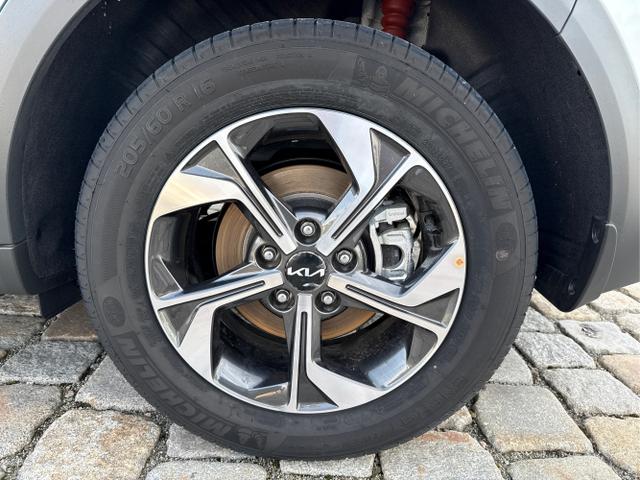 Kia / XCeed / Wei&szlig; / / / , Beispielbilder