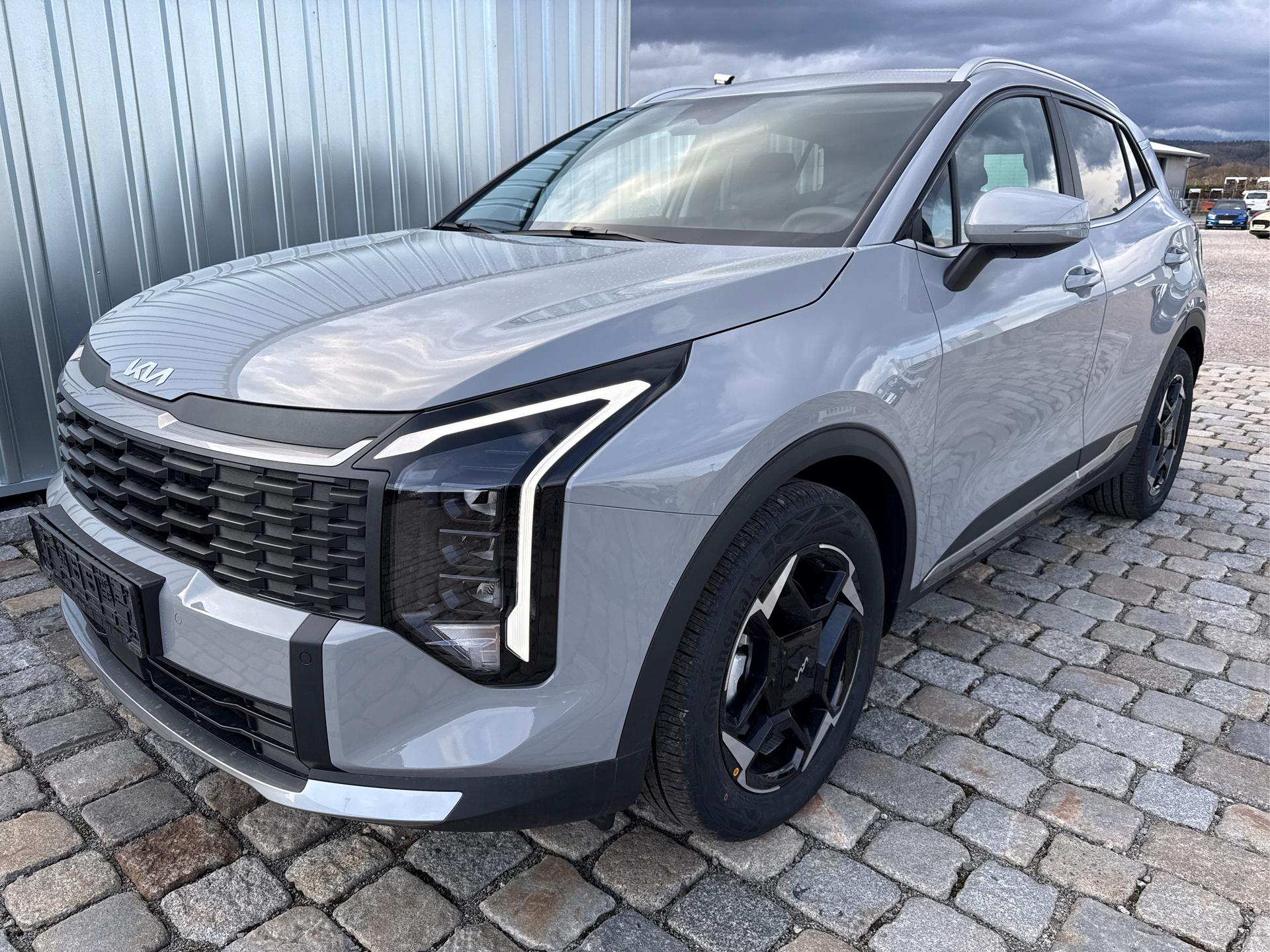 Kia / Sportage / Grau /  /  / 