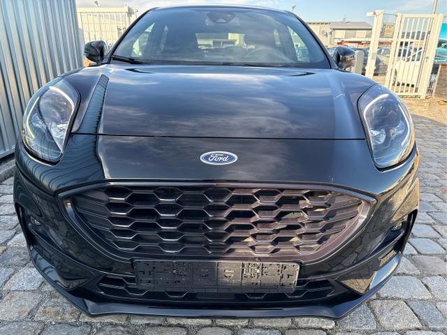 Ford / Puma / Schwarz / / / 