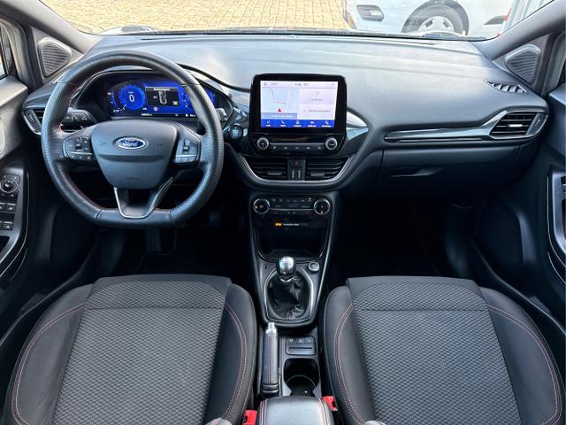 Ford / Puma / Schwarz / / / 