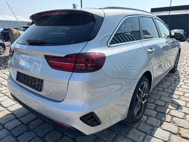 Kia / Ceed / Silber / / / , Beispielbilder, ggf. teilweise mit Sonderausstattung