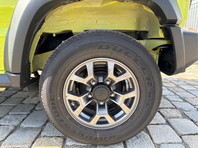 Suzuki / Jimny / Gelb / / / , Beispielbilder, ggf. teilweise mit Sonderausstattung