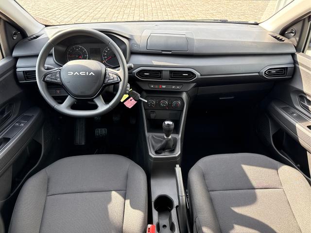 Dacia / Sandero / Schwarz / / / , Beispielbilder, ggf. teilweise mit Sonderausstattung