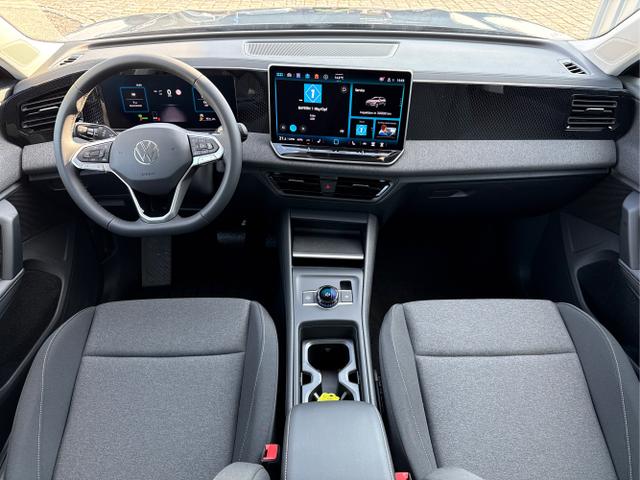 Volkswagen / Tiguan / Grau / / / , Beispielbilder, ggf. teilweise mit Sonderausstattung