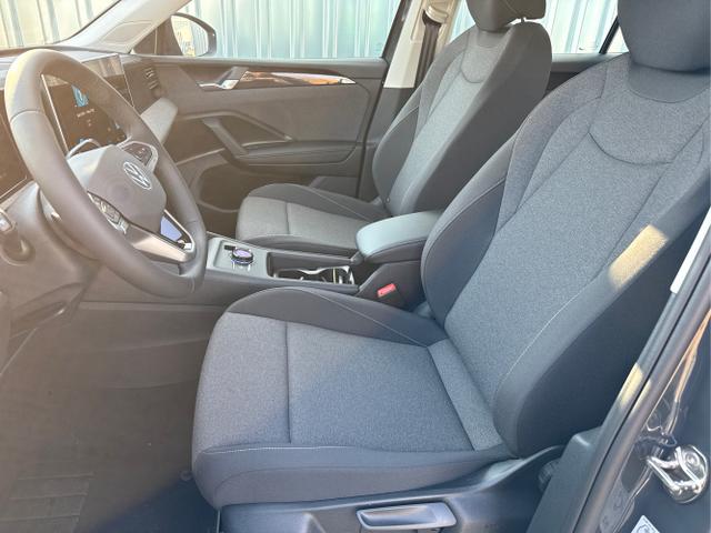 Volkswagen / Tiguan / Grau / / / , Beispielbilder, ggf. teilweise mit Sonderausstattung