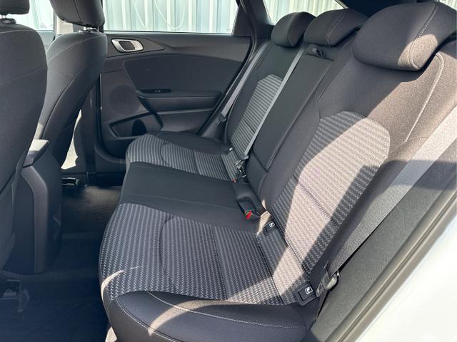 Kia / Ceed / Wei&szlig; / / / , Beispielbilder