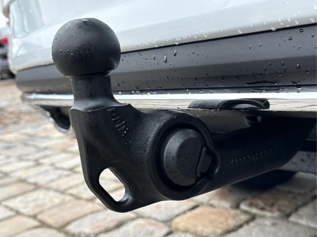 Skoda / Karoq / Wei&szlig; / / / , Beispielbilder