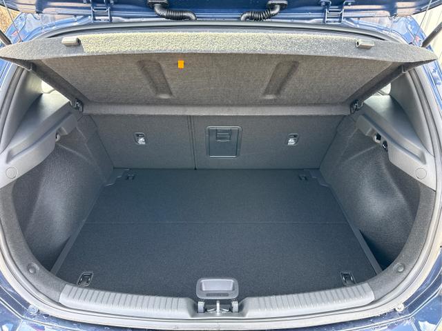 Hyundai / i30 / Blau / / / 