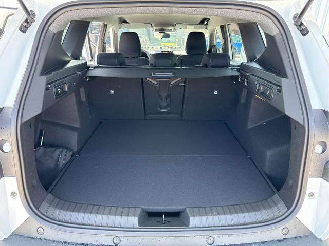 Dacia / Bigster / Wei&szlig; / / / , Beispielbilder, ggf. teilweise mit Sonderausstattung