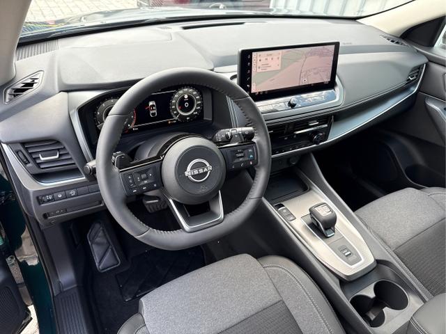 Nissan / Qashqai / Gr&uuml;n / / / , Beispielbilder, ggf. teilweise mit Sonderausstattung