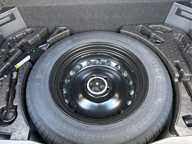 Nissan / Qashqai / Gr&uuml;n / / / , Beispielbilder, ggf. teilweise mit Sonderausstattung