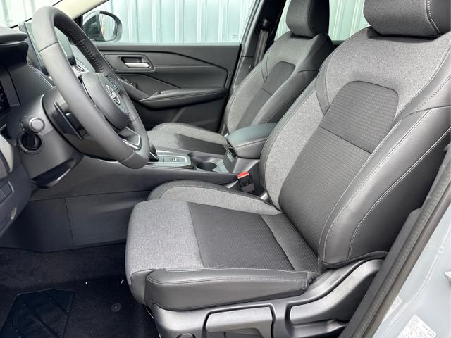 Nissan / Qashqai / Grau / / / , Beispielbilder, ggf. teilweise mit Sonderausstattung