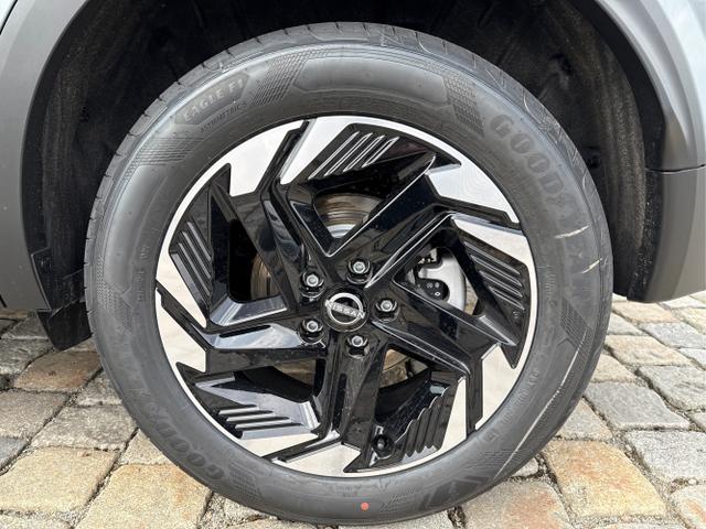 Nissan / Qashqai / Grau / / / , Beispielbilder, ggf. teilweise mit Sonderausstattung