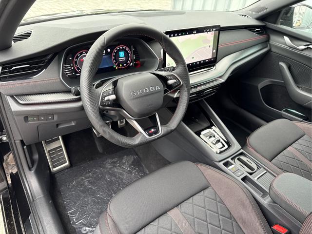 Skoda / Octavia Combi / Schwarz / / / , Beispielbilder, ggf. teilweise mit Sonderausstattung