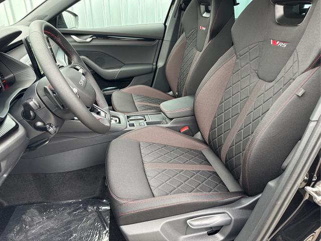 Skoda / Octavia Combi / Schwarz / / / , Beispielbilder, ggf. teilweise mit Sonderausstattung