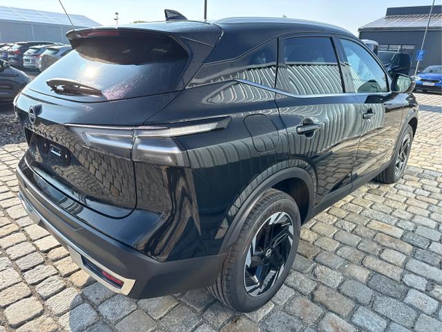 Nissan / Qashqai / Schwarz / / / , Beispielbilder, ggf. teilweise mit Sonderausstattung