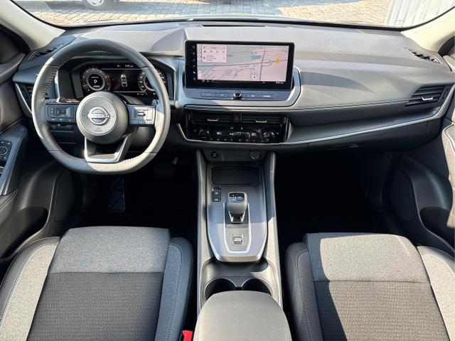 Nissan / Qashqai / Schwarz / / / , Beispielbilder, ggf. teilweise mit Sonderausstattung