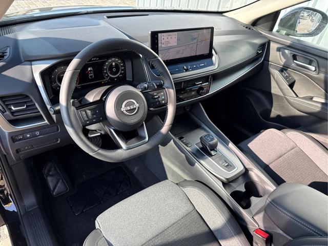 Nissan / Qashqai / Schwarz / / / , Beispielbilder, ggf. teilweise mit Sonderausstattung