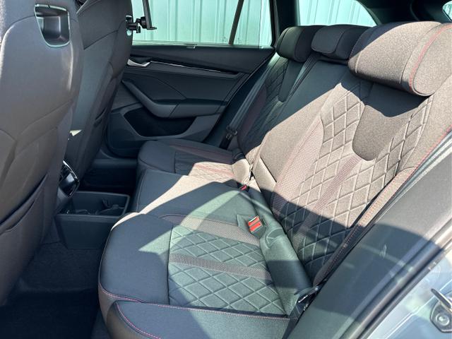 Skoda / Octavia Combi / Grau / / / , Beispielbilder, ggf. teilweise mit Sonderausstattung