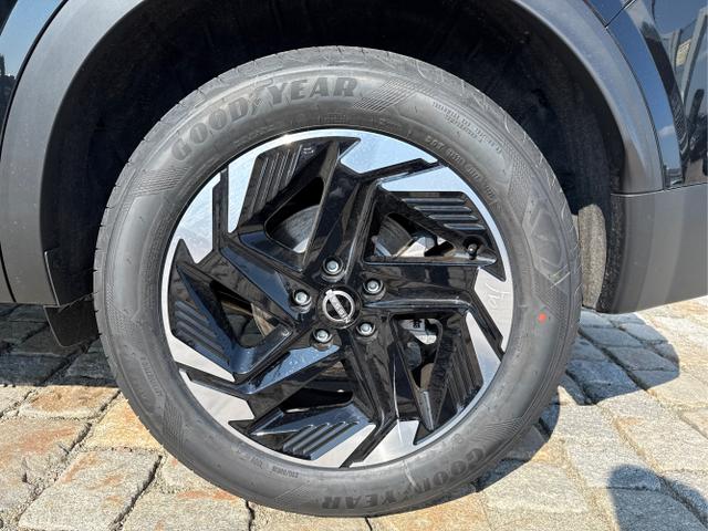 Nissan / Qashqai / Schwarz / / / , Beispielbilder, ggf. teilweise mit Sonderausstattung
