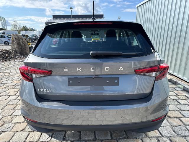 Skoda / Fabia / Grau / / / , Beispielbilder, ggf. teilweise mit Sonderausstattung