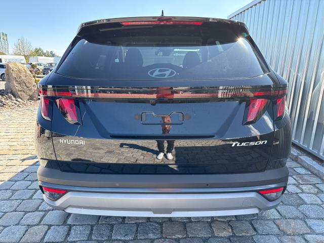  / / / / / , Beispielbilder, ggf. teilweise mit Sonderausstattung