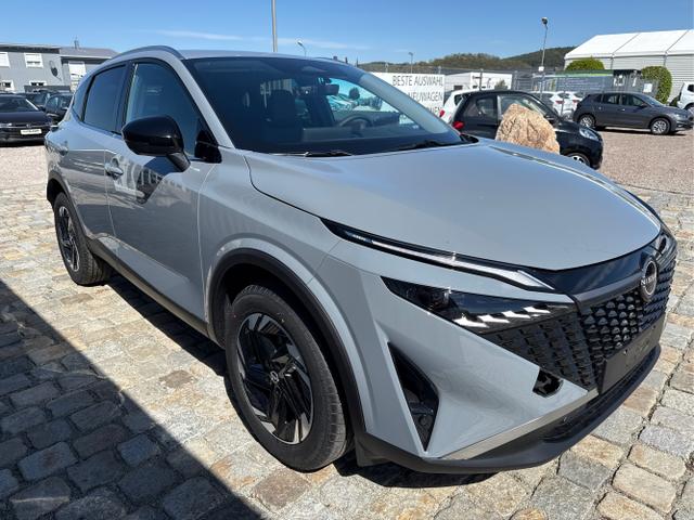 Nissan / Qashqai / Grau / / / , Beispielbilder, ggf. teilweise mit Sonderausstattung