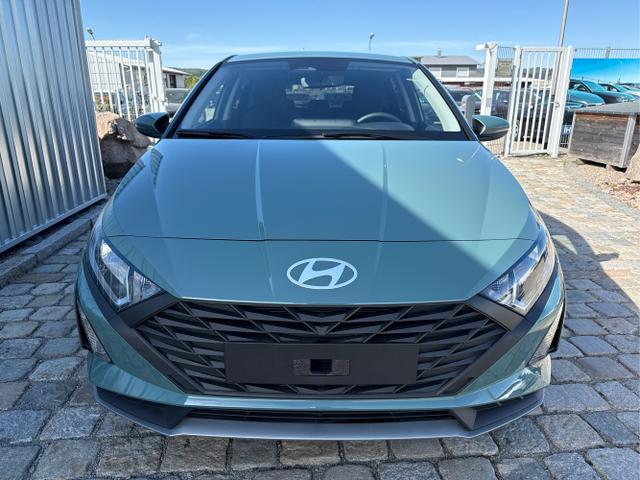 Hyundai / i20 / Gr&uuml;n / / / 