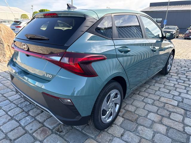 Hyundai / i20 / Gr&uuml;n / / / 